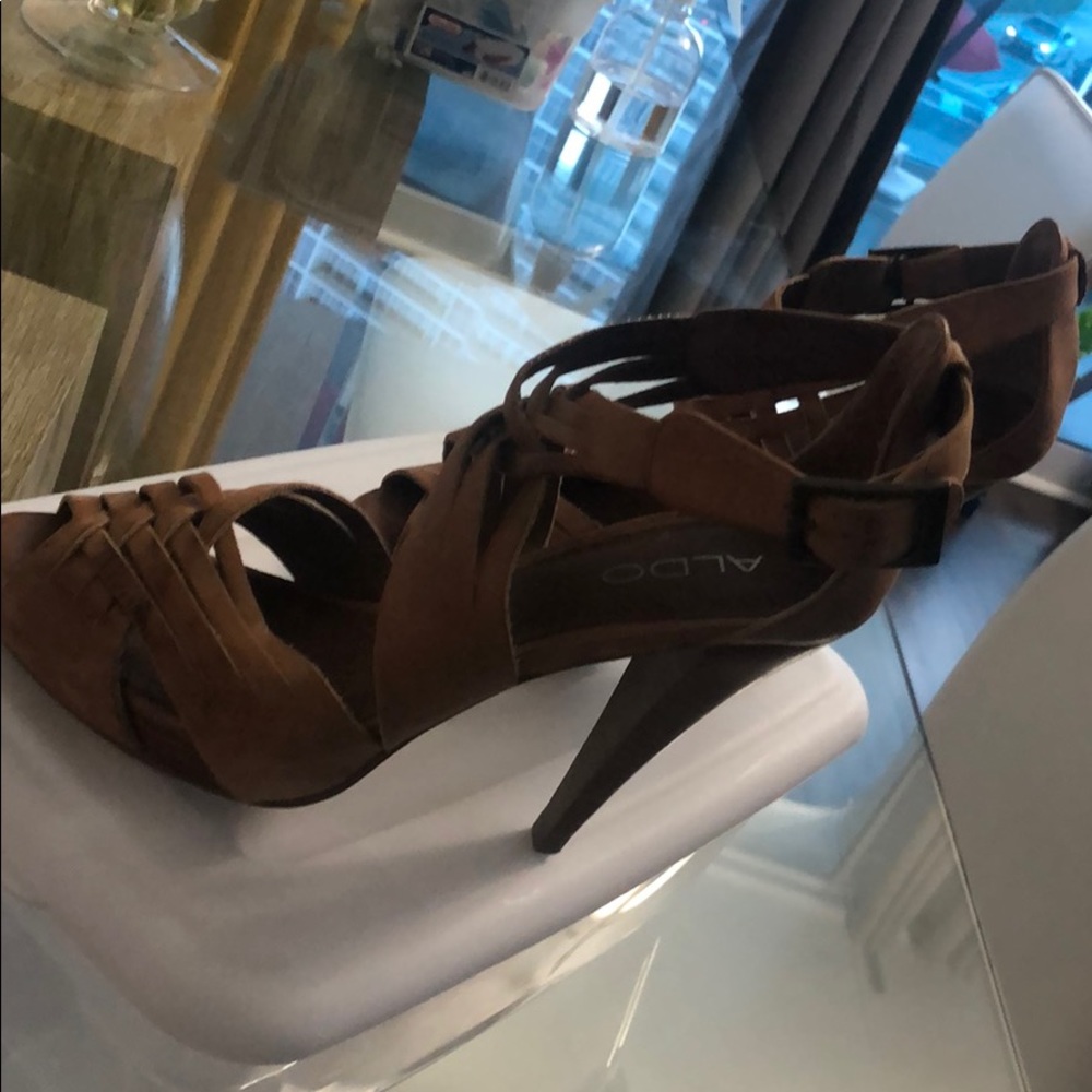 Shoes - Picture 2 of 5